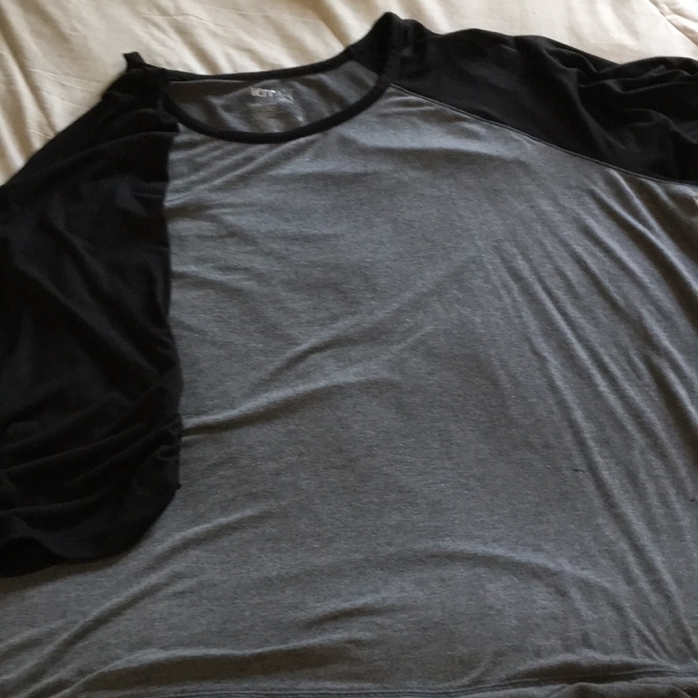 Women’s raglan tunic